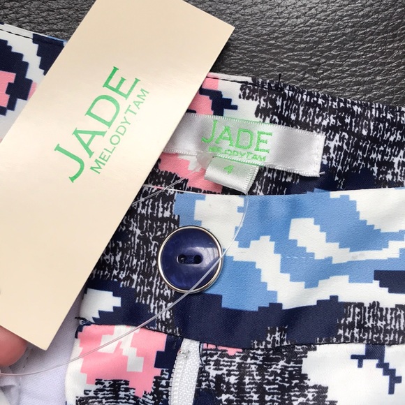 Jade brand new size 4 scalloped shorts - Picture 2 of 3